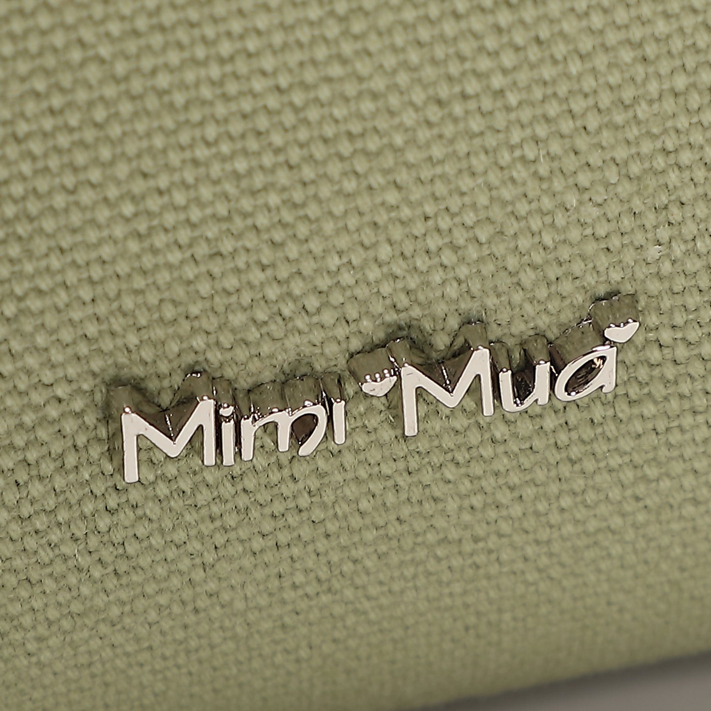 BORSA A SPALLA CON PATTA E CANVAS