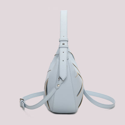 BORSA HOBO CON TAGLI DIAGONALI