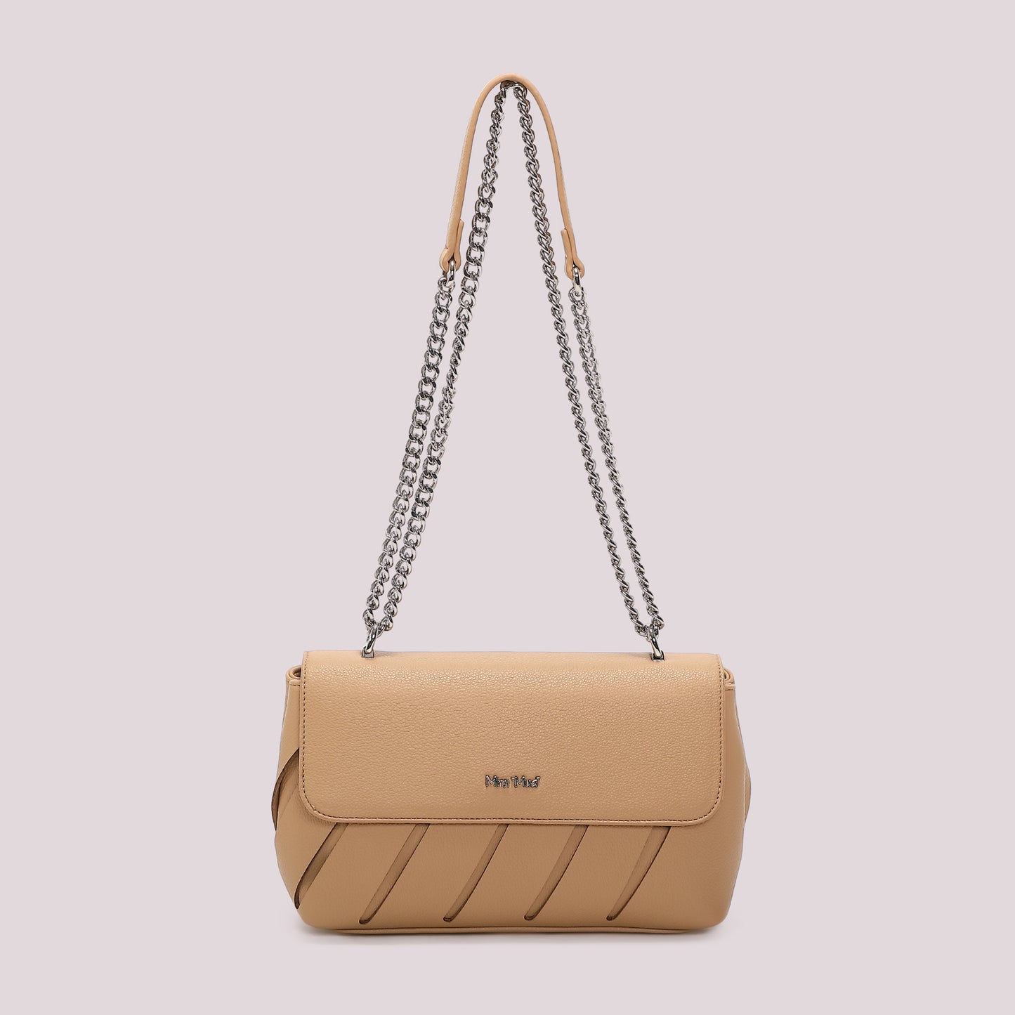 BORSA A TRACOLLA CON TAGLI DIAGONALI