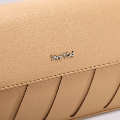 BORSA A TRACOLLA CON TAGLI DIAGONALI