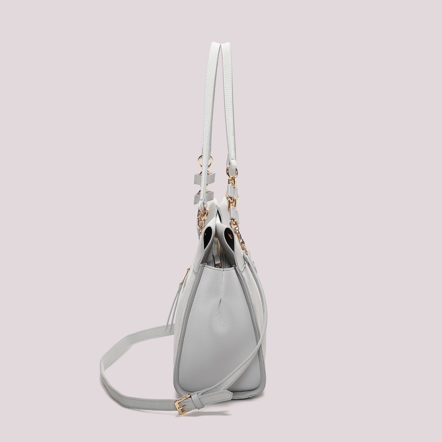 BORSA A SPALLA CON CATENA SUI MANICI