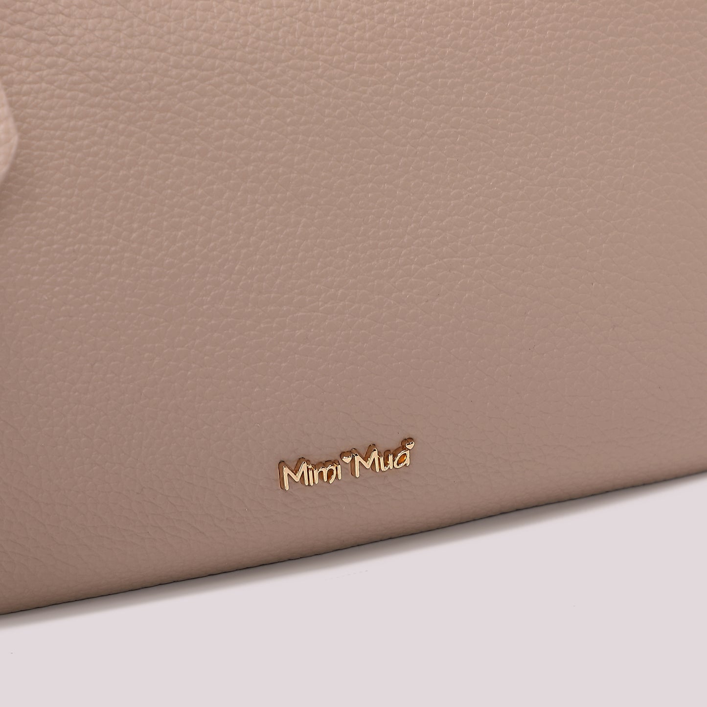 BORSA A TRACOLLA CON CATENA SUL MANICO