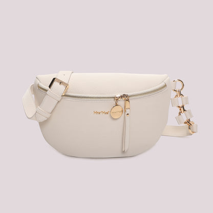 MARSUPIO CON CATENA SUL MANICO