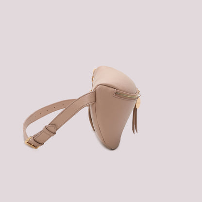 MARSUPIO CON CATENA SUL MANICO