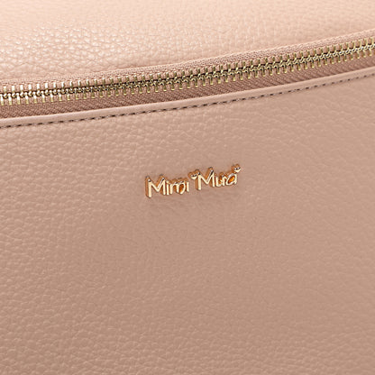 MARSUPIO CON CATENA SUL MANICO