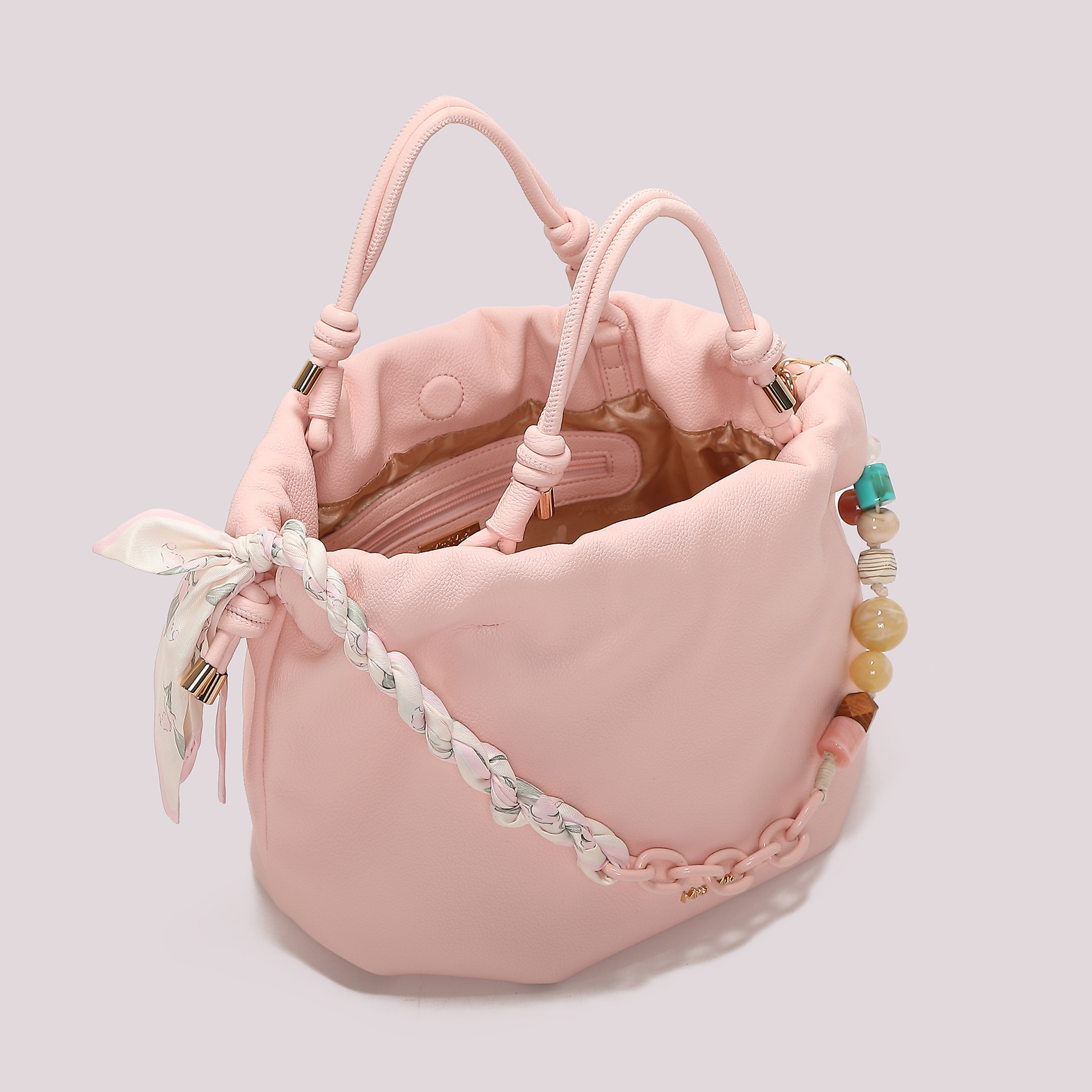 BORSA A MANO CON FOULARD