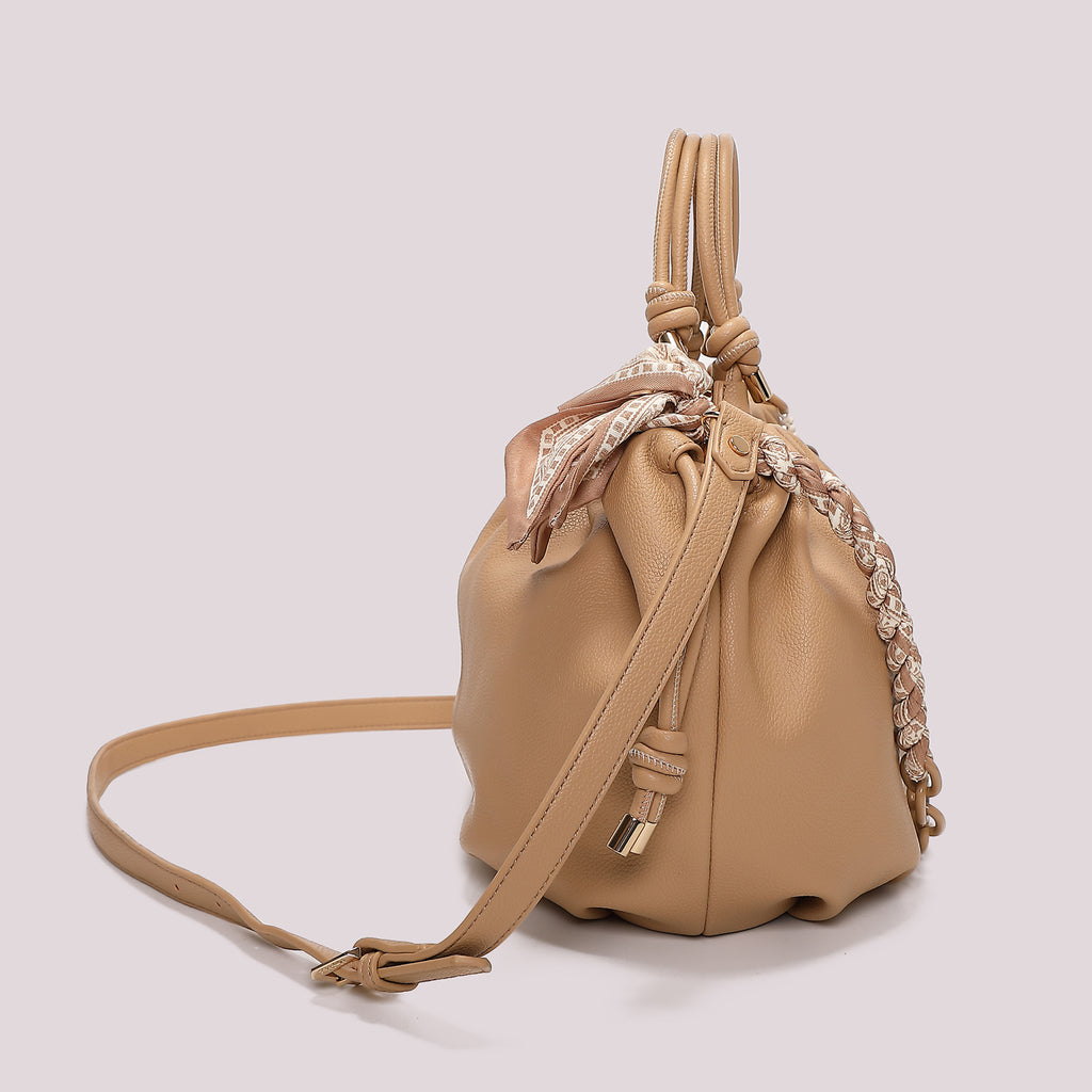 BORSA A MANO CON FOULARD