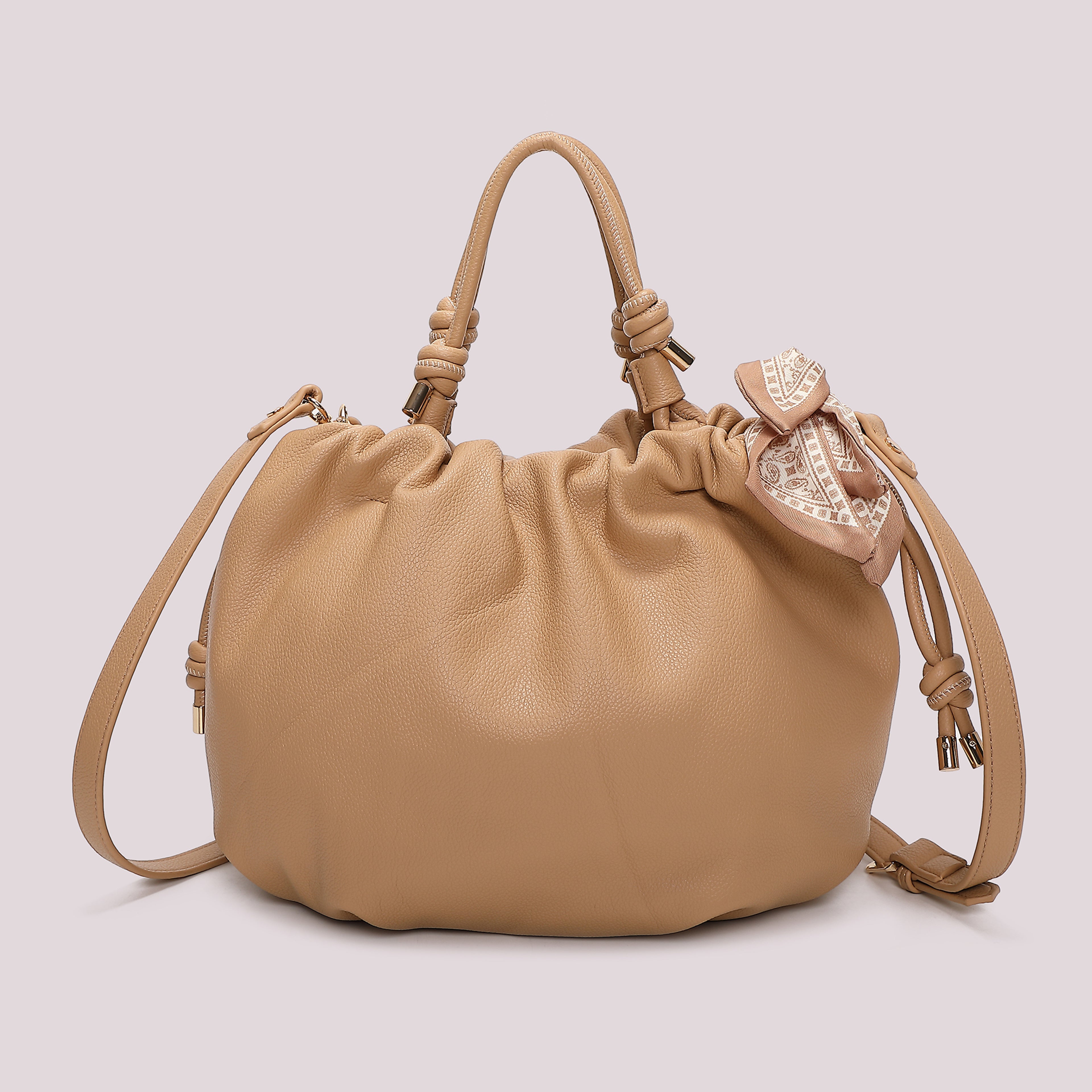 BORSA A MANO CON FOULARD