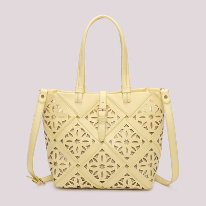 BORSA A MANO CON MOTIVO TRAFORATO