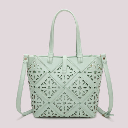 BORSA A MANO CON MOTIVO TRAFORATO