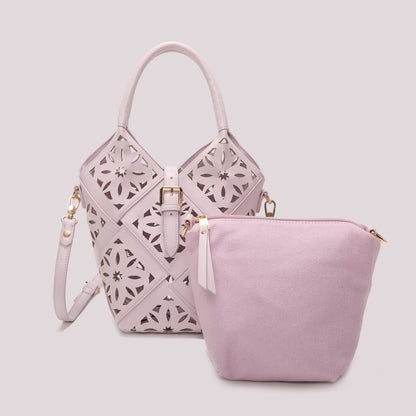 BORSA A TRACOLLA CON MOTIVO TRAFORATO