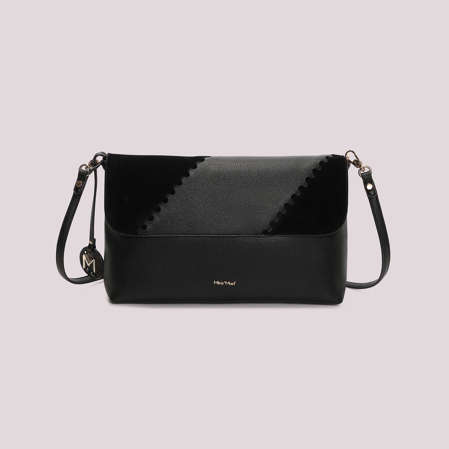 BORSA A BUSTA CON PATCH DIAGONALE EFFETTO CAMOSCIO