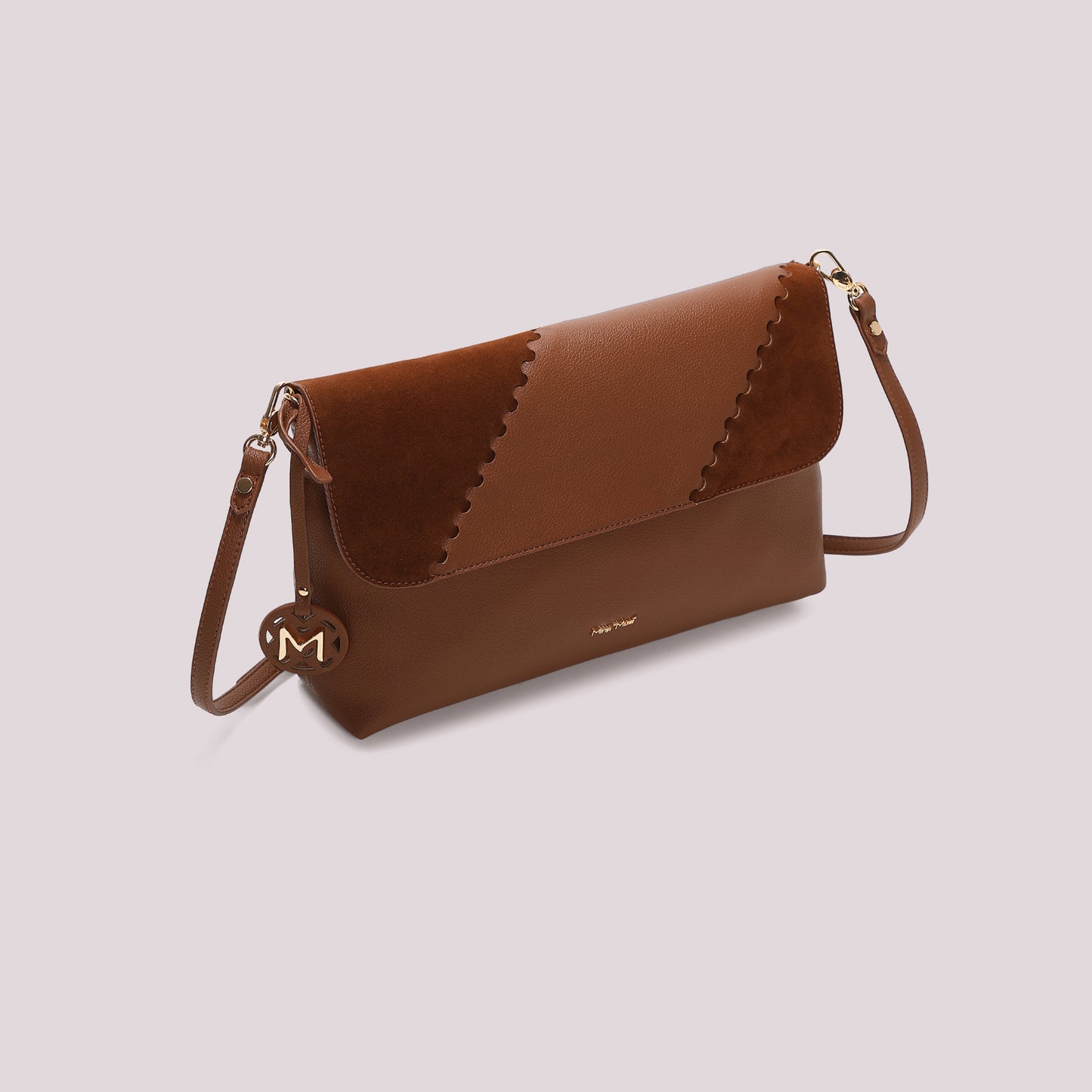 BORSA A BUSTA CON PATCH DIAGONALE EFFETTO CAMOSCIO