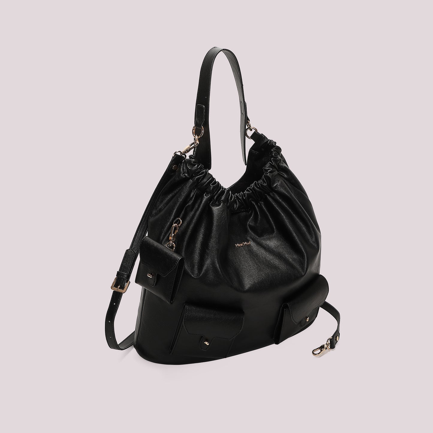 BORSA A SPALLA CON TASCHE