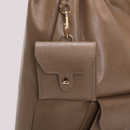 BORSA A SPALLA CON TASCHE