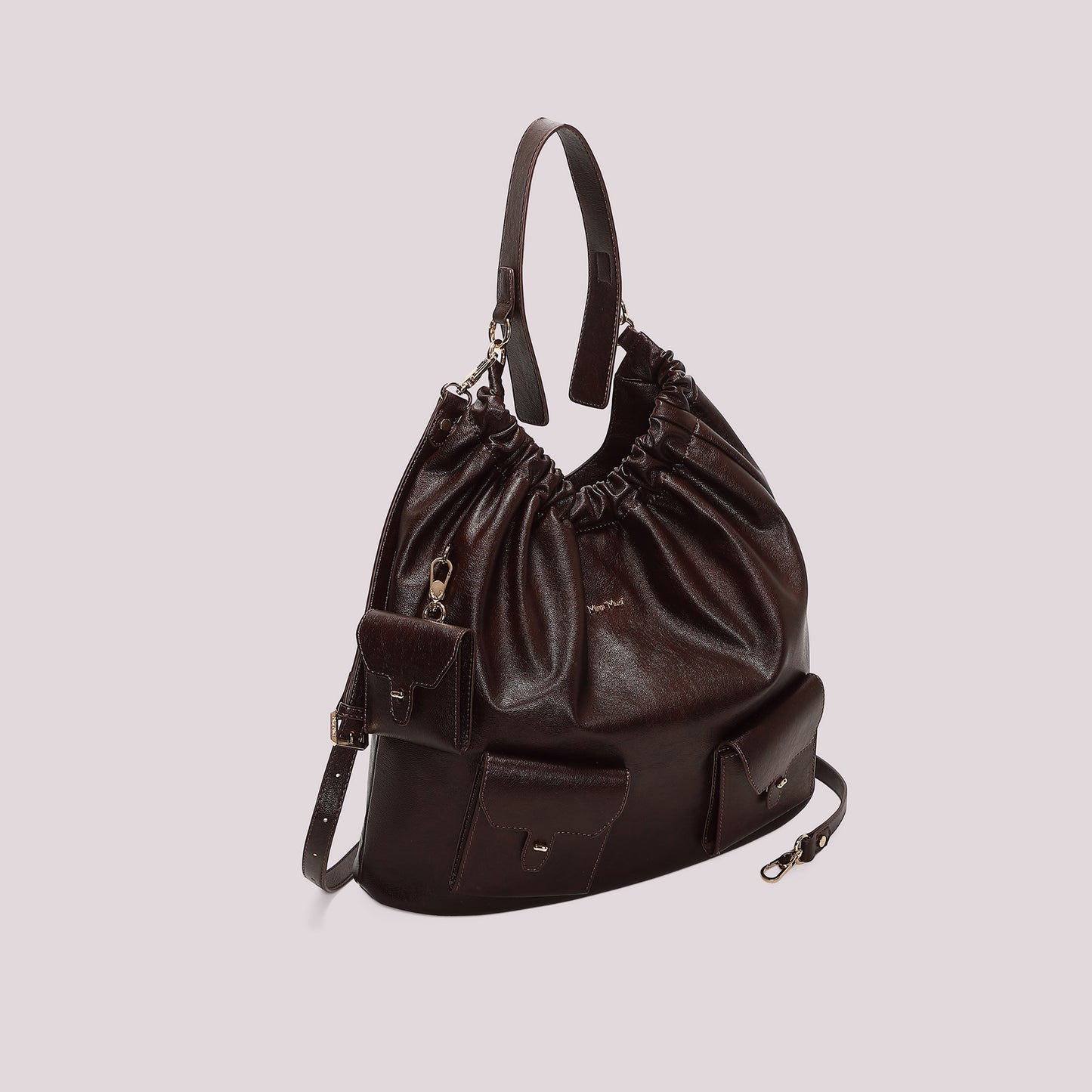 BORSA A SPALLA CON TASCHE