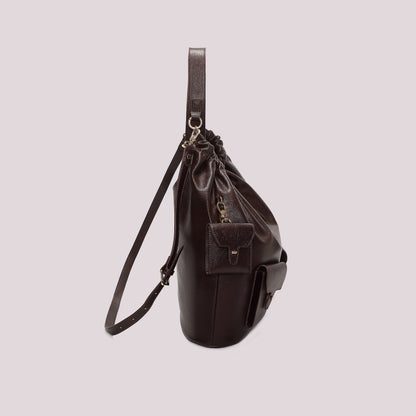 BORSA A SPALLA CON TASCHE