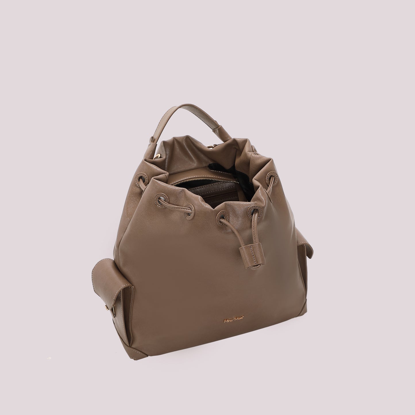 ZAINO CON TASCHE