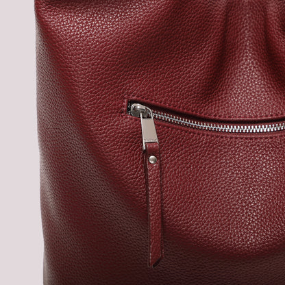 BORSA A SACCA CON PICCOLE BORCHIE