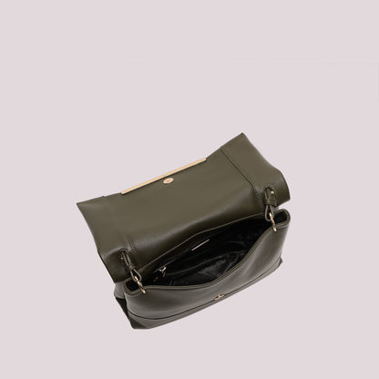 BORSA A SPALLA CON DETTAGLIO DORATO