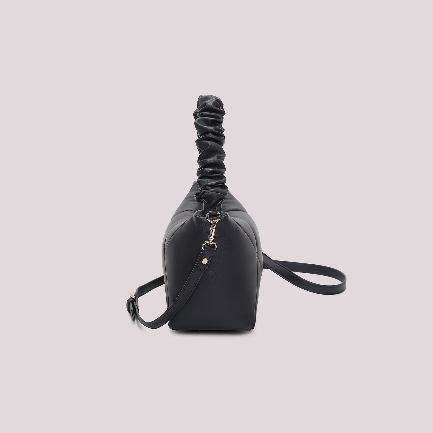 BORSA A BRACCIO MORBIDA TRAPUNTATA
