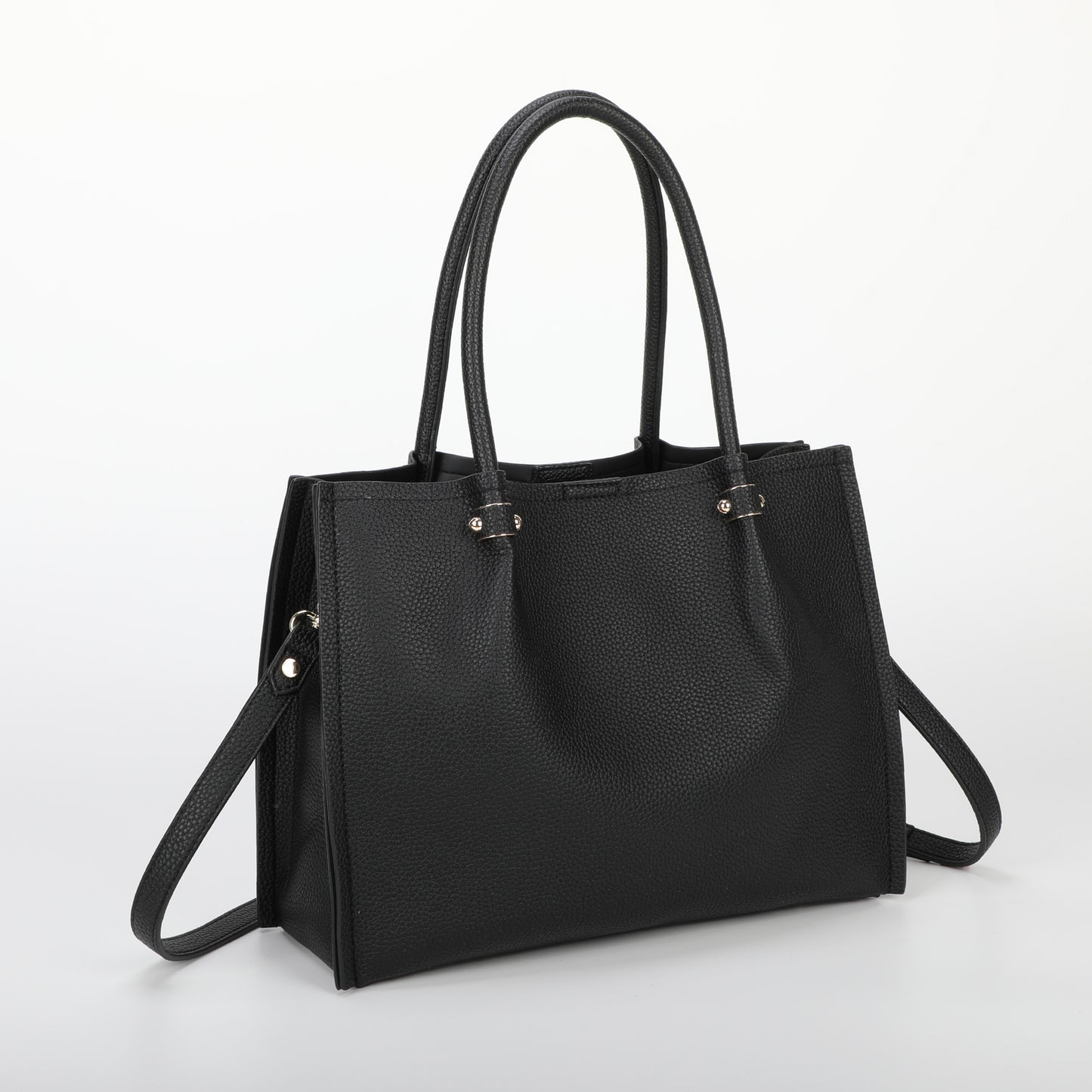 BORSA A SPALLA CON RIFINITURE IN TINTA