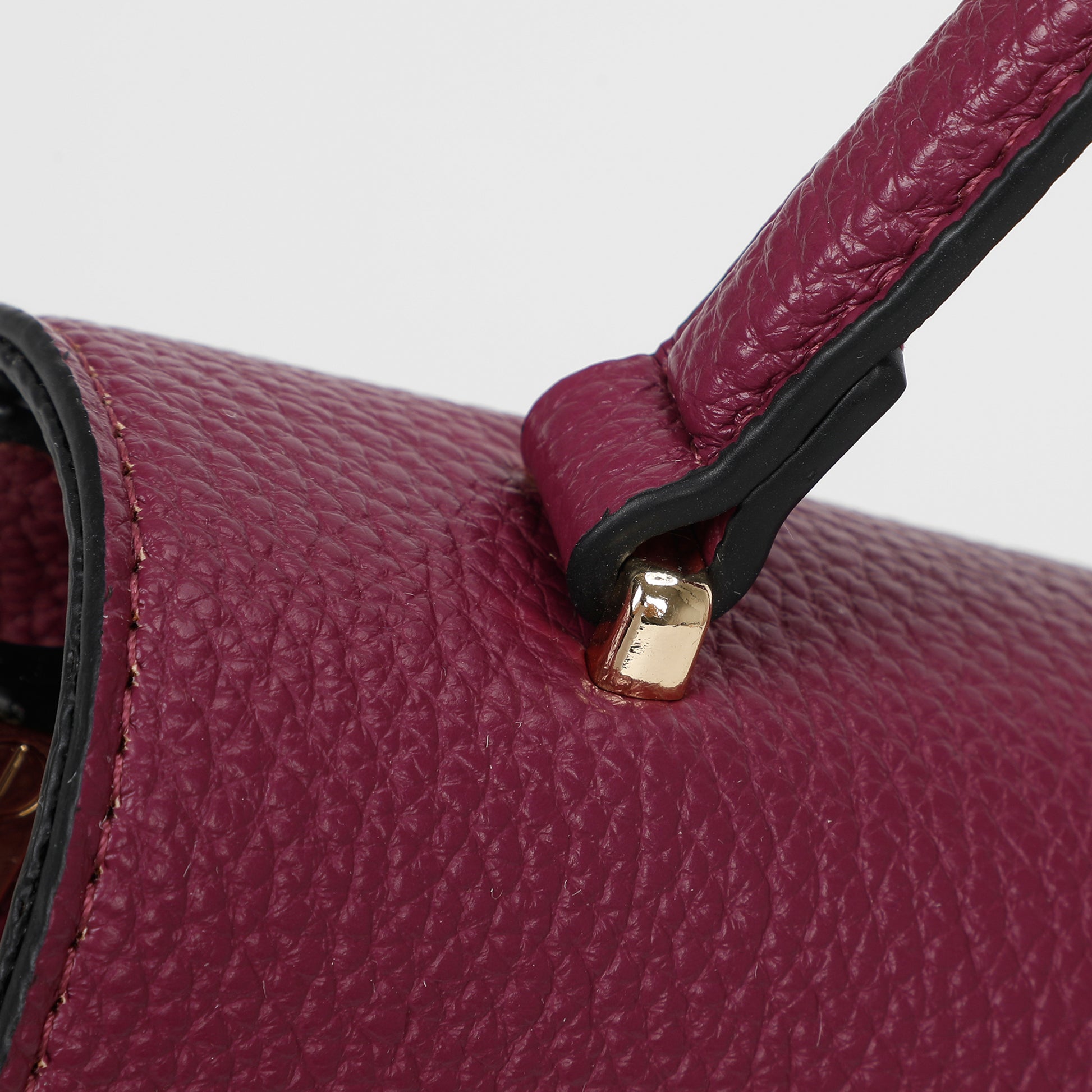 BORSA A BRACCIO CON PATTA E RIGA RIGIDA