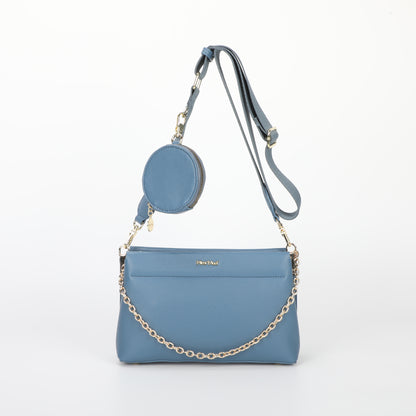 BORSA A TRACOLLA CON DETTAGLIO APPESO