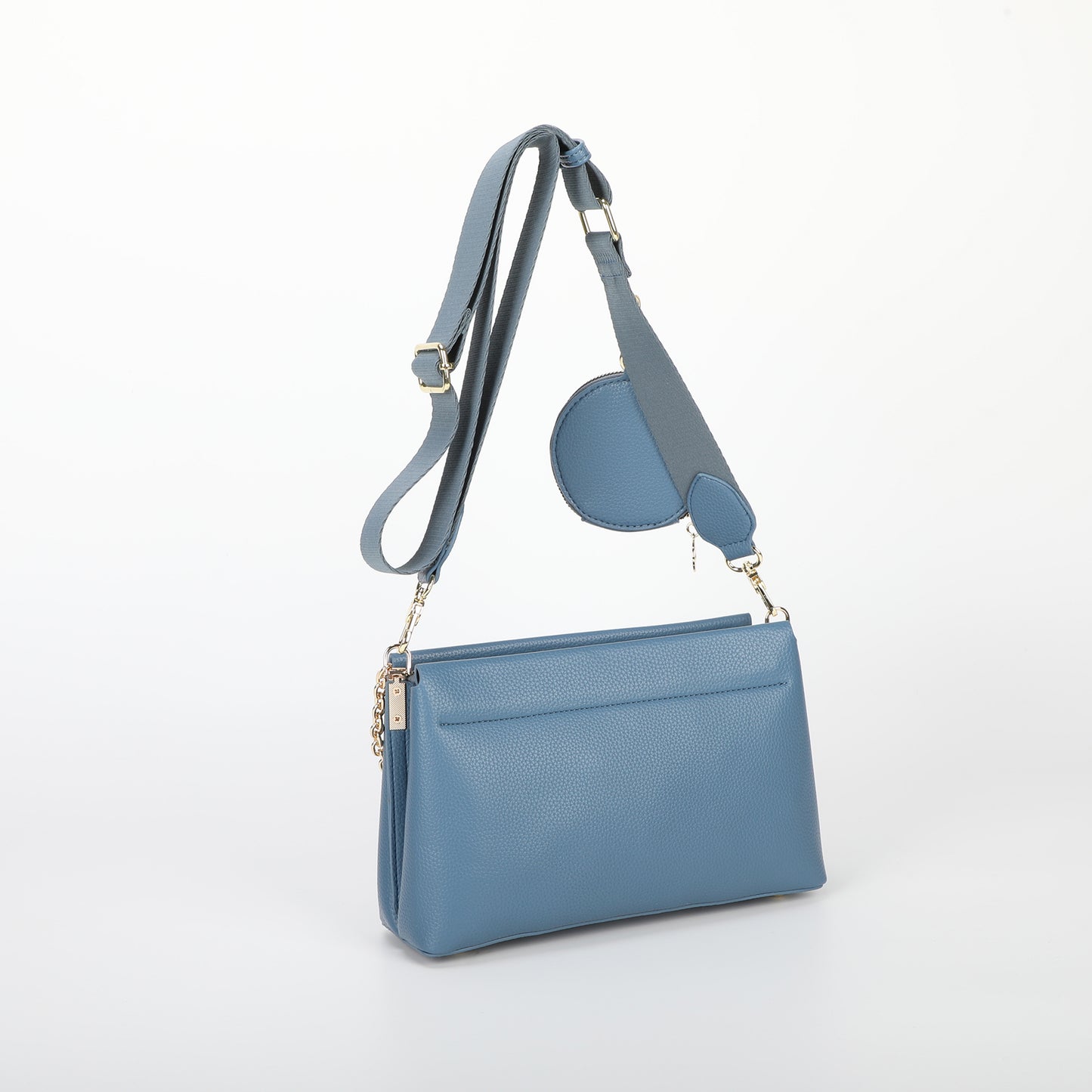 BORSA A TRACOLLA CON DETTAGLIO APPESO
