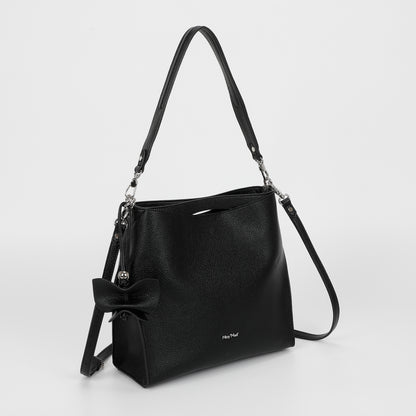 BORSA A SPALLA GRANDE CON BORDI NERI