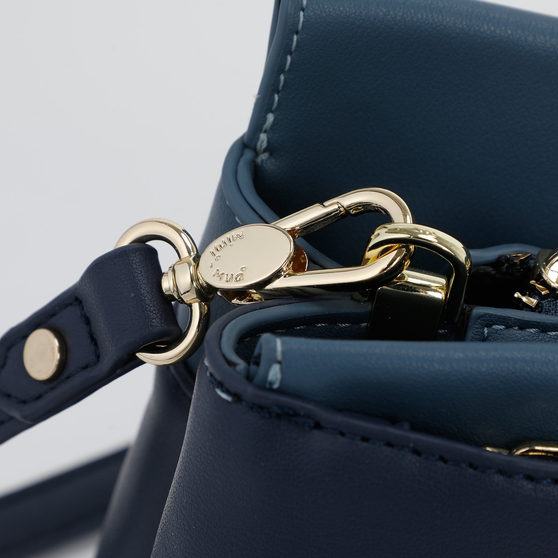 BORSA A TRACOLLA BICOLOR