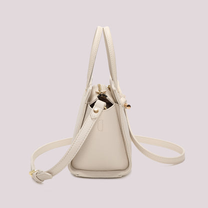 BORSA A MANO PICCOLA CON NODO AI MANICI