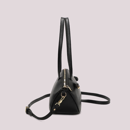 BORSA A SPALLA CON NODO AI MANICI