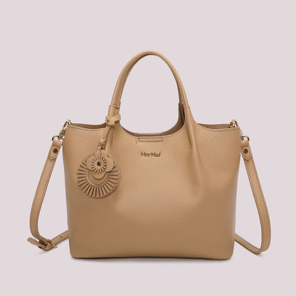 BORSA A MANO CON CHARM A FIORE