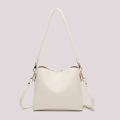 BORSA A TRACOLLA CON CINTURINO ORIZZONTALE