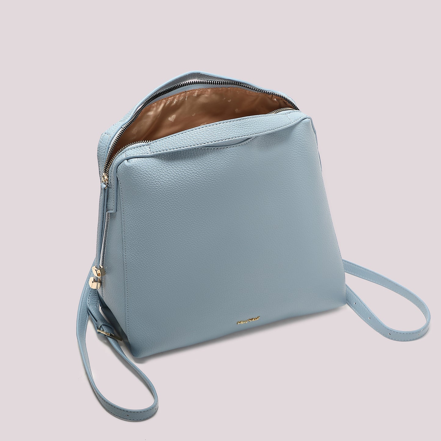 ZAINO CON TIRA ZIP CON DETTAGLIO QUADRATO