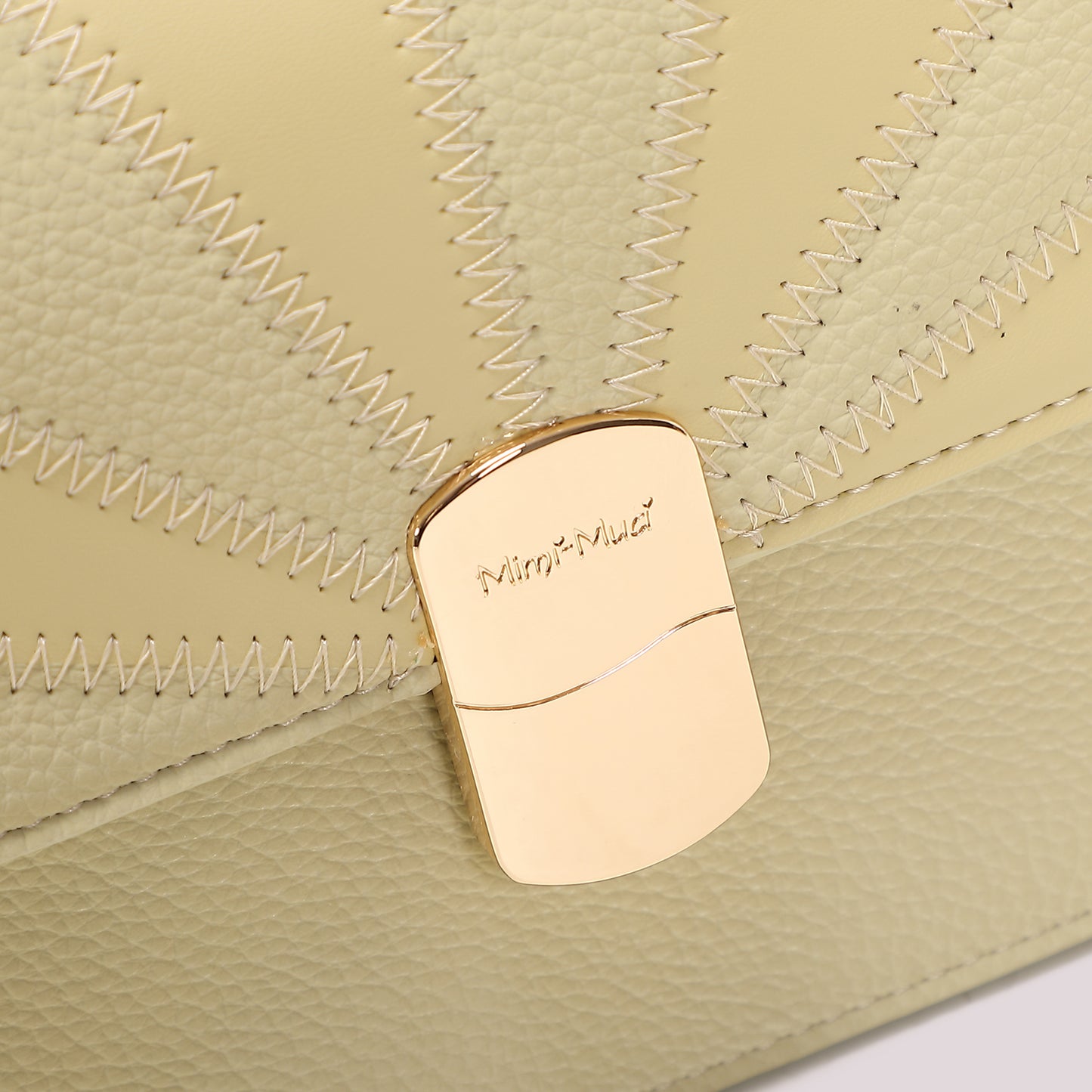 BORSA A TRACOLLA CON PATTA PATCHWORK