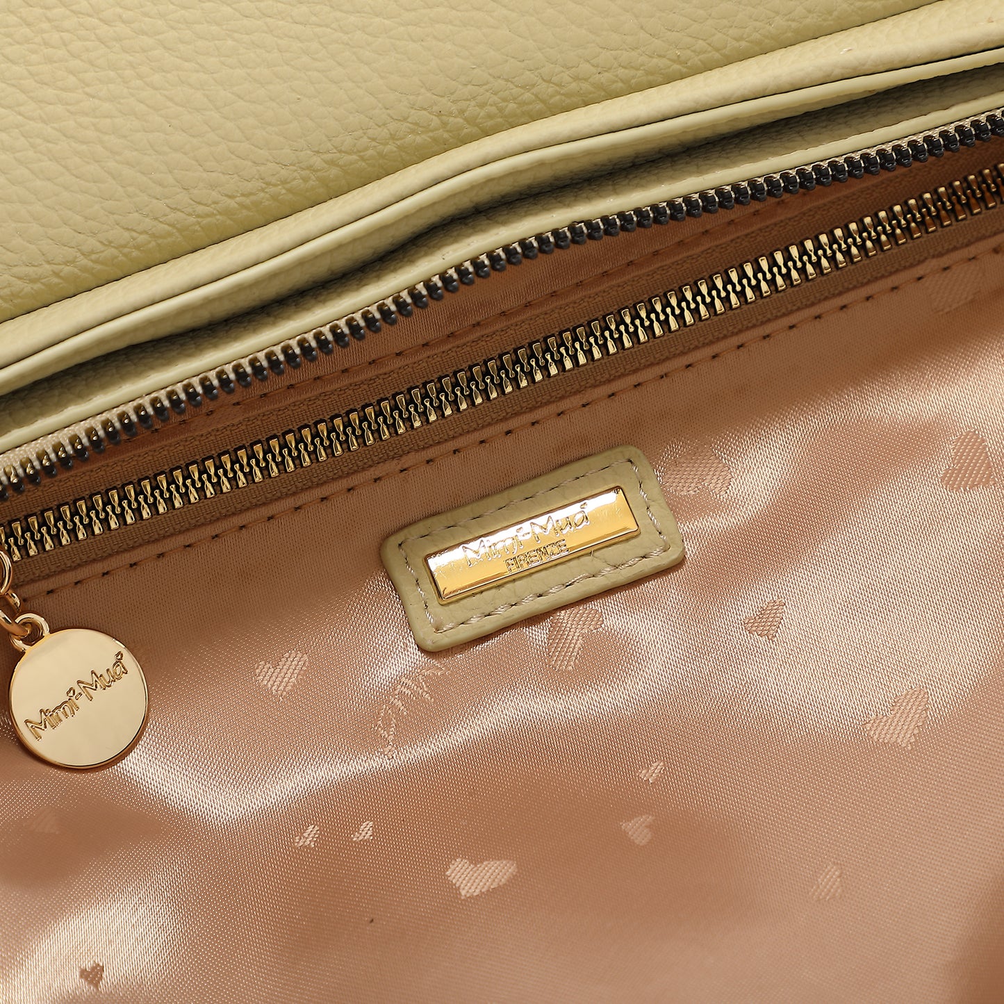 BORSA A SPALLA CON PATTA PATCHWORK