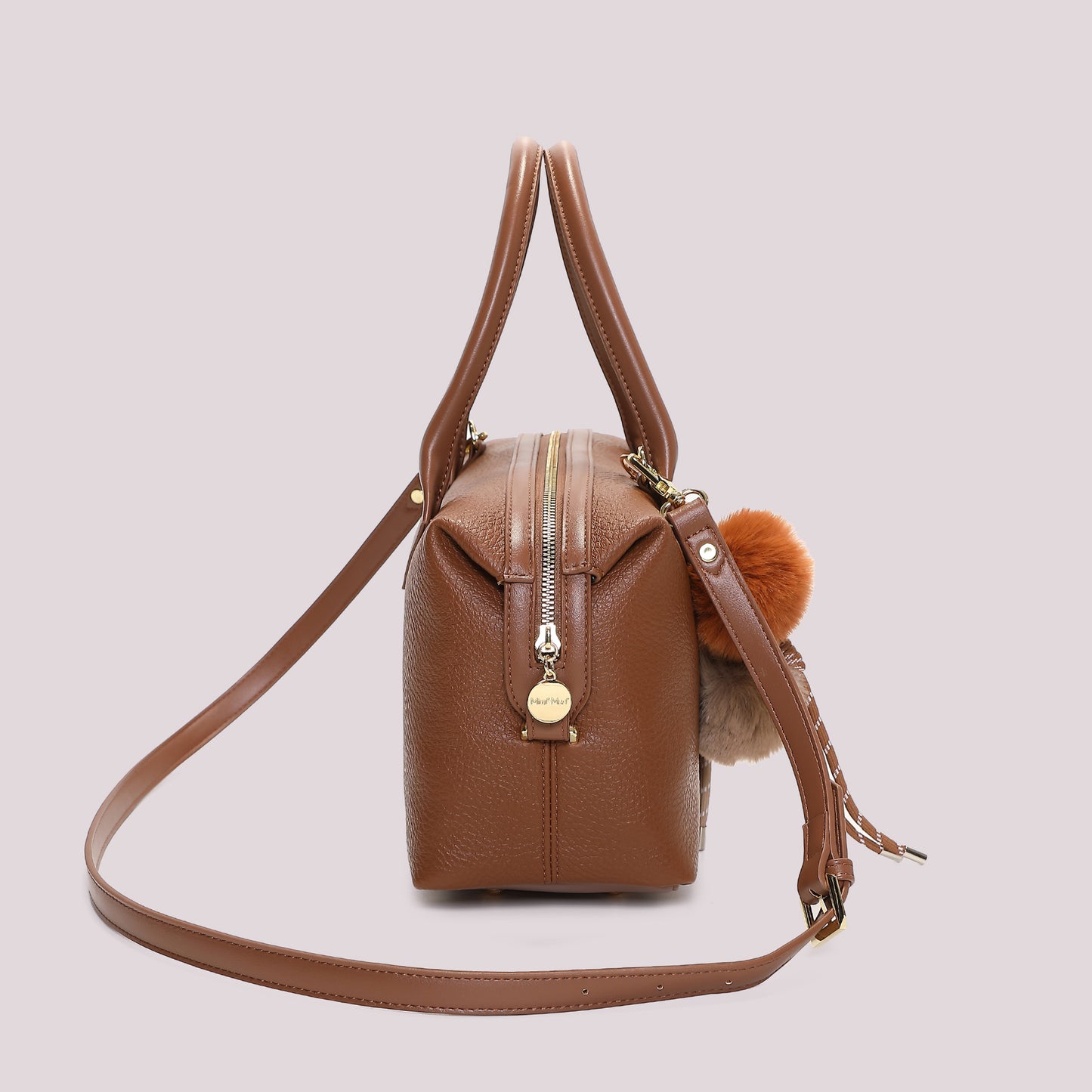 BORSA A BAULETTO CON DETTAGLIO APPESO