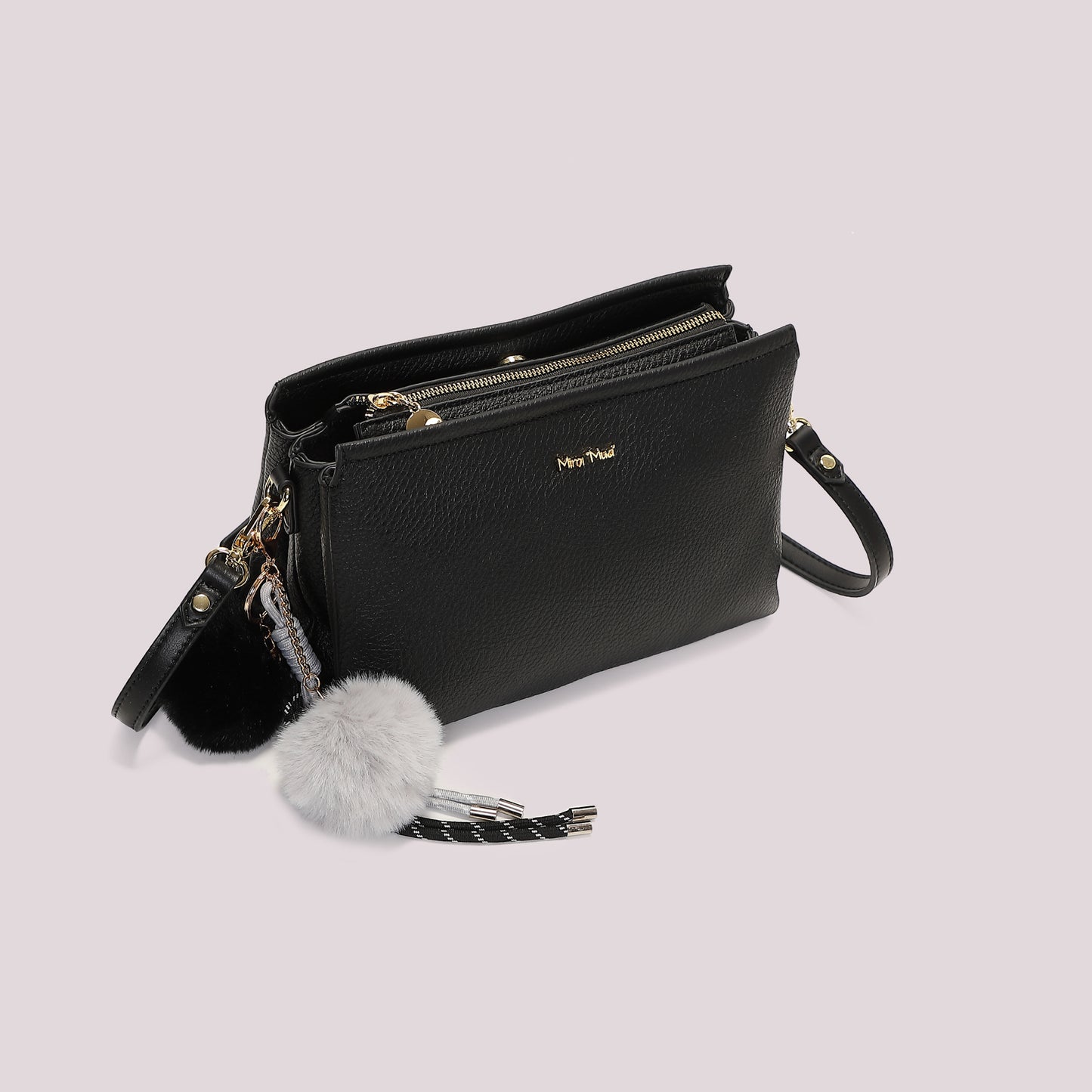 BORSA A TRACOLLA CON DETTAGLIO APPESO