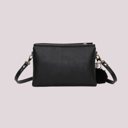 BORSA A TRACOLLA CON DETTAGLIO APPESO