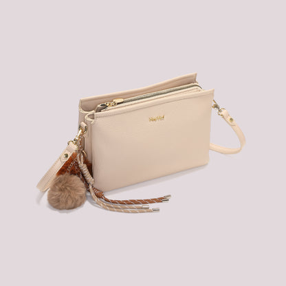 BORSA A TRACOLLA CON DETTAGLIO APPESO