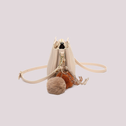 BORSA A TRACOLLA CON DETTAGLIO APPESO
