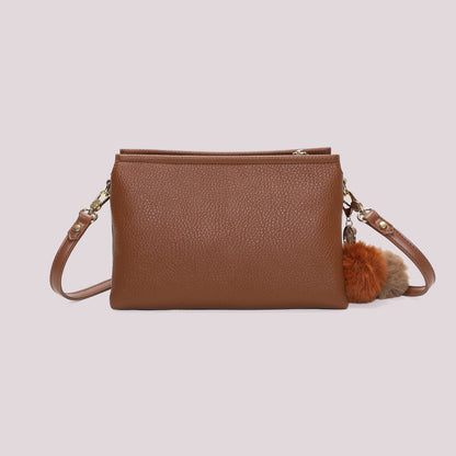 BORSA A TRACOLLA CON DETTAGLIO APPESO