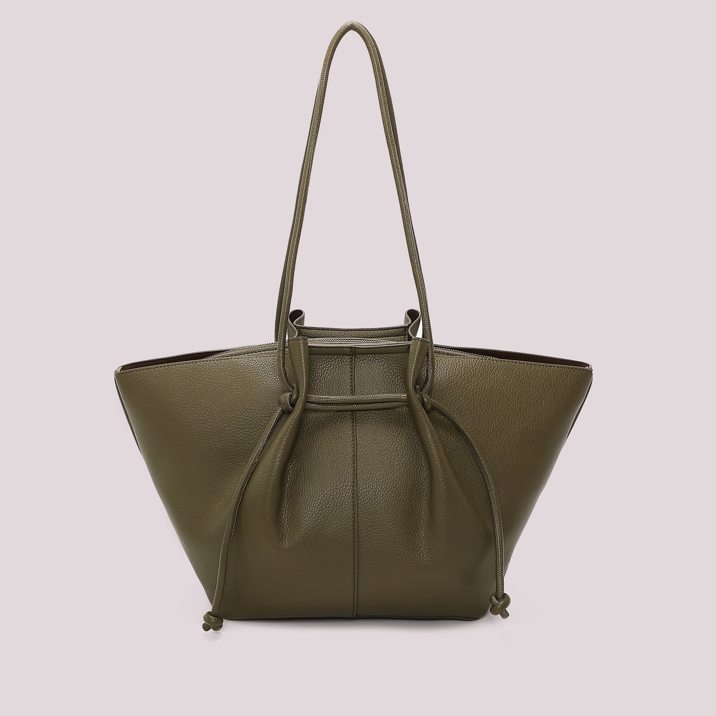 BORSA A SPALLA GRANDE CON LACCI LUNGHI