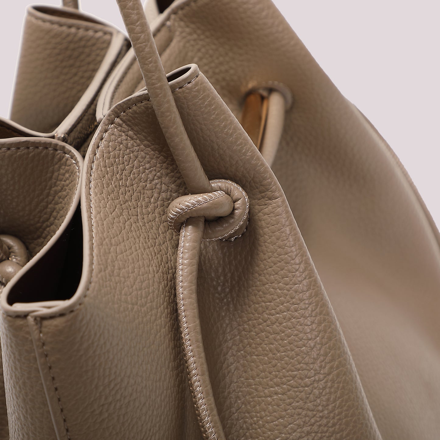 BORSA A SPALLA MEDIA CON LACCI LUNGHI