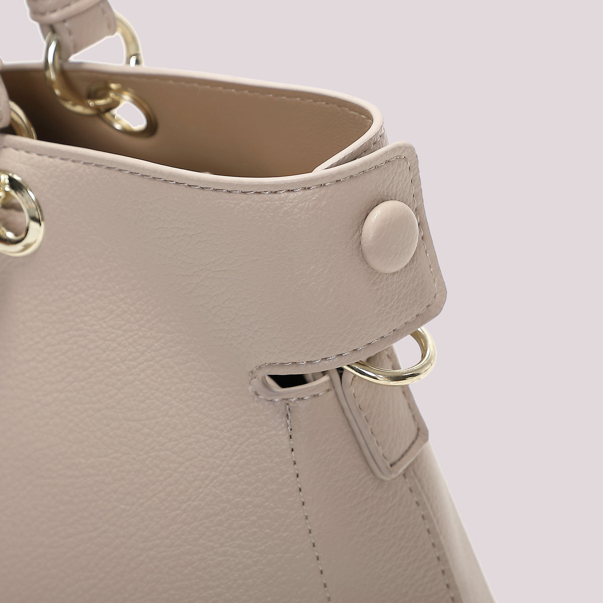 BORSA A BRACCIO CON CHIUSURA A GIRO