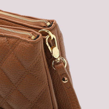 BORSA A TRACOLLA TRAPUNTATA CON BASE LISCIA