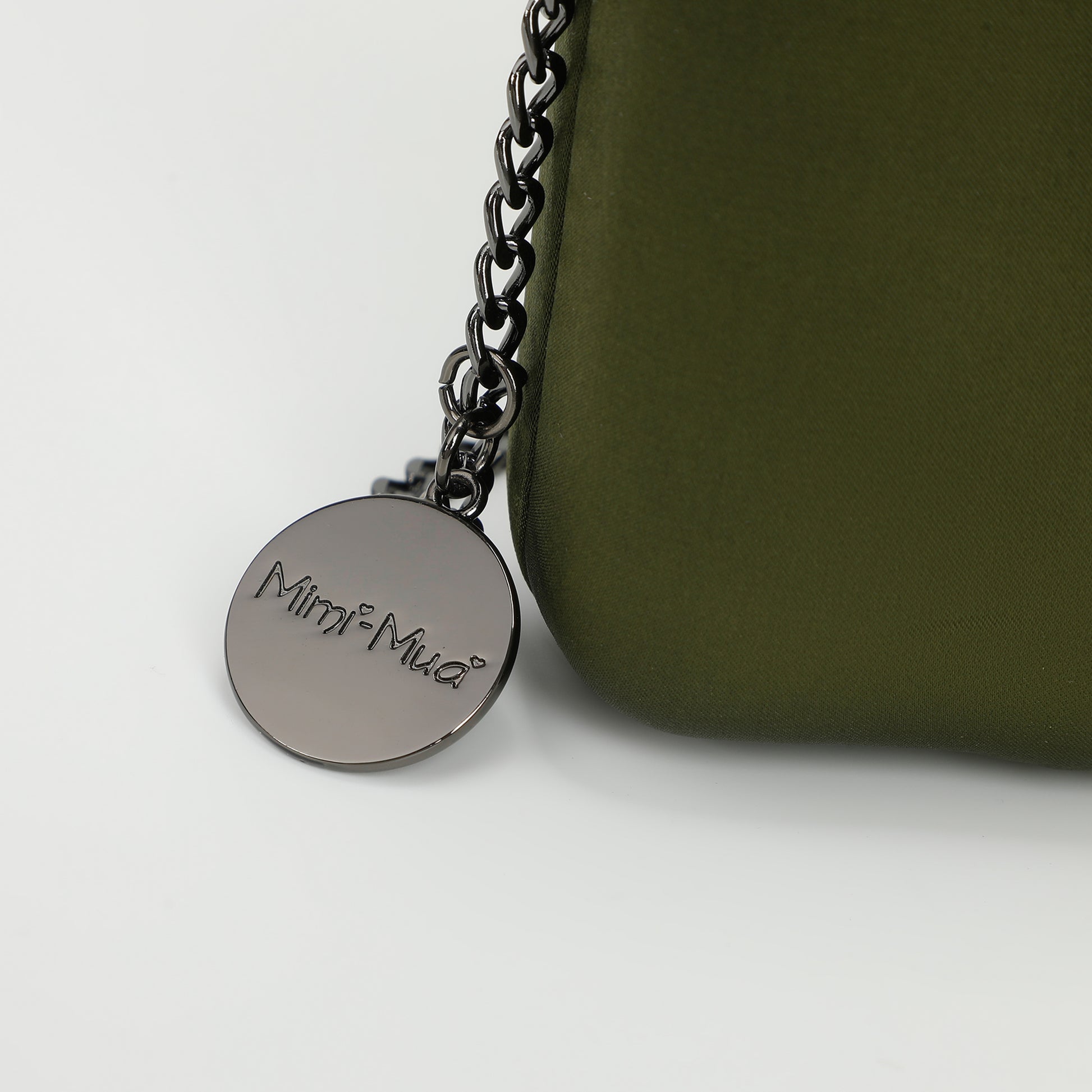 BORSA CLUTCH CON STRISCIA DI STRASS