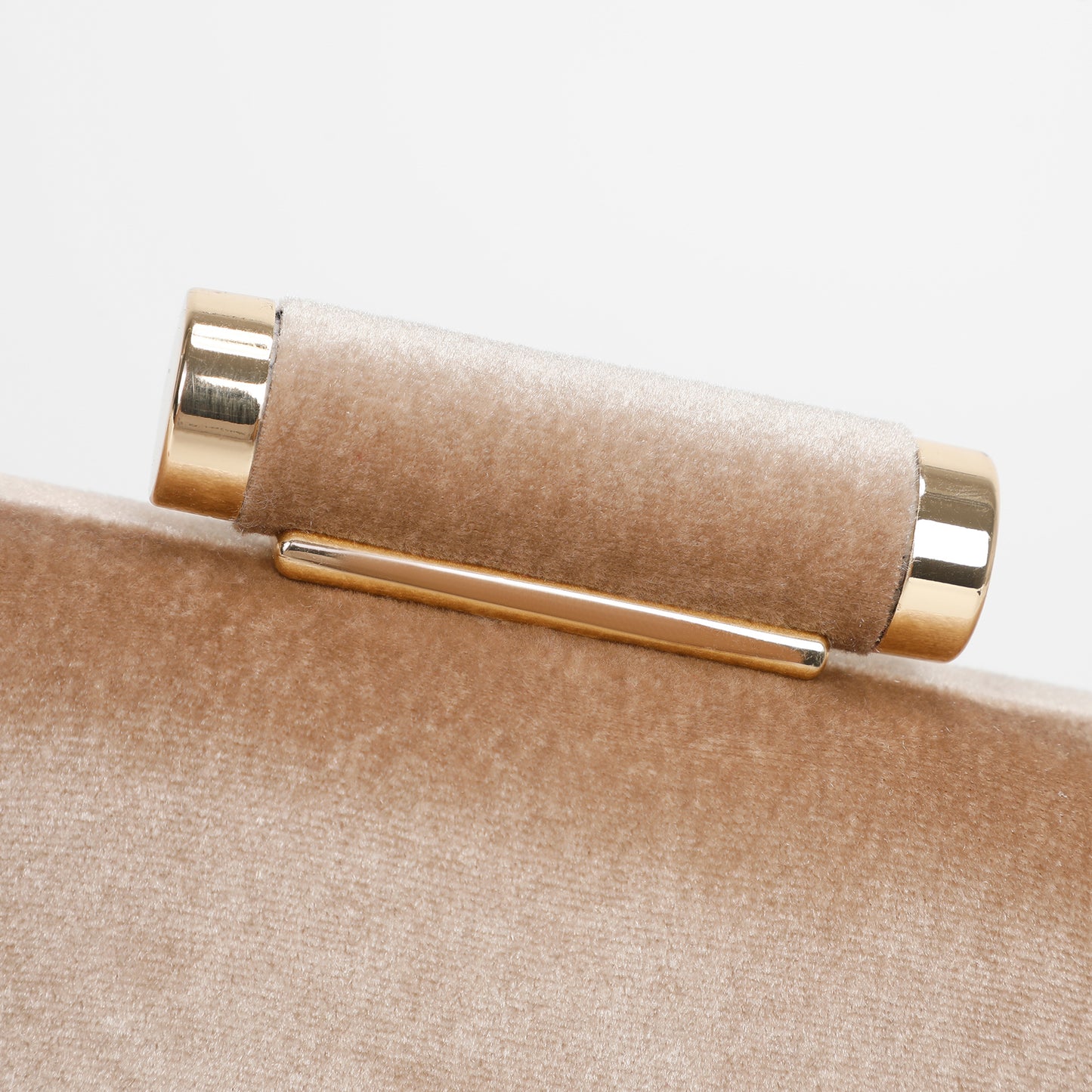 BORSA CLUTCH CON NAPPA